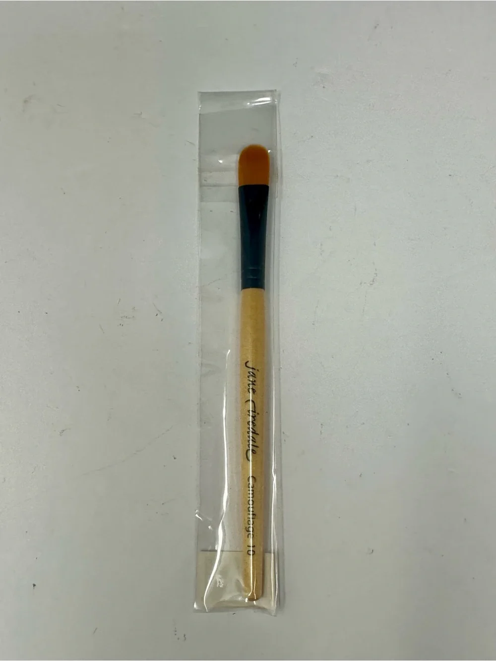 NEW! Jane Iredale Camouflage 10 Brush A1